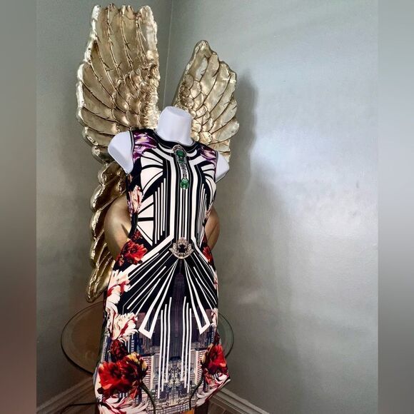 CLOVER CANYON Deco City Dress _State Empire Building - Picture 14 of 15